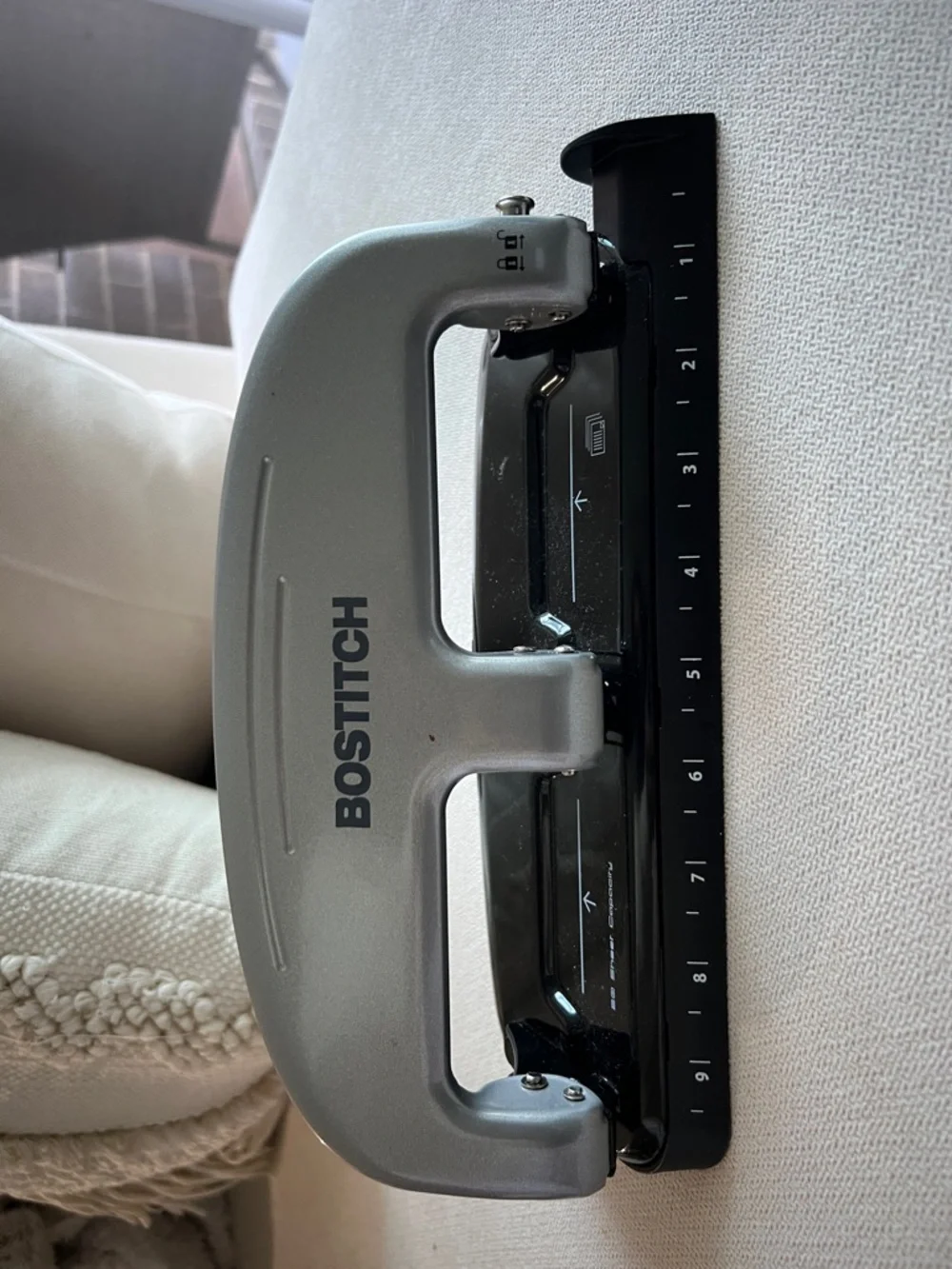Bostitch Silver 3-Hole Heavy Duty Punch for Home Office. Has lock feature